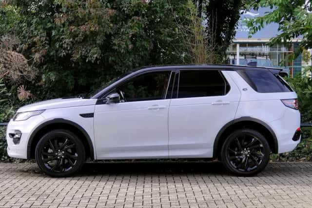 Land Rover Discovery Sport (2017) thumbnail 11