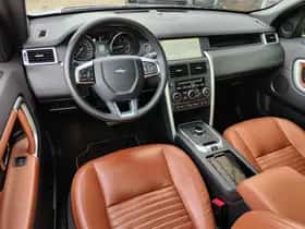 Land Rover Discovery Sport (2017) thumbnail 16