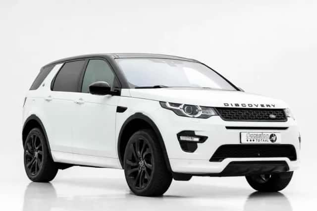Land Rover Discovery Sport (2017) thumbnail 3