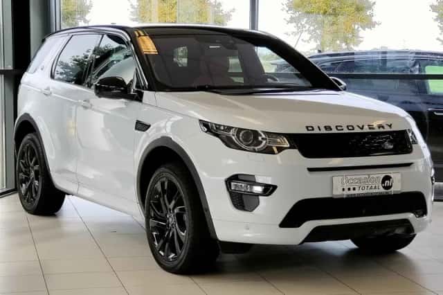 Land Rover Discovery Sport (2017) thumbnail 3