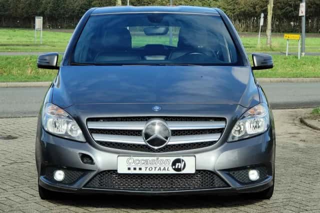 Mercedes-Benz B-Klasse (2012) thumbnail 2