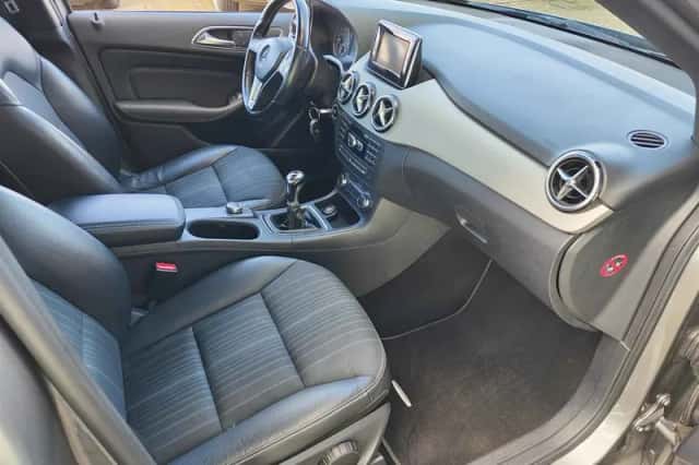 Mercedes-Benz B-Klasse (2012) thumbnail 11
