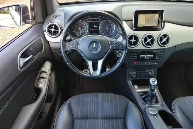 Mercedes-Benz B-Klasse (2012) thumbnail 13
