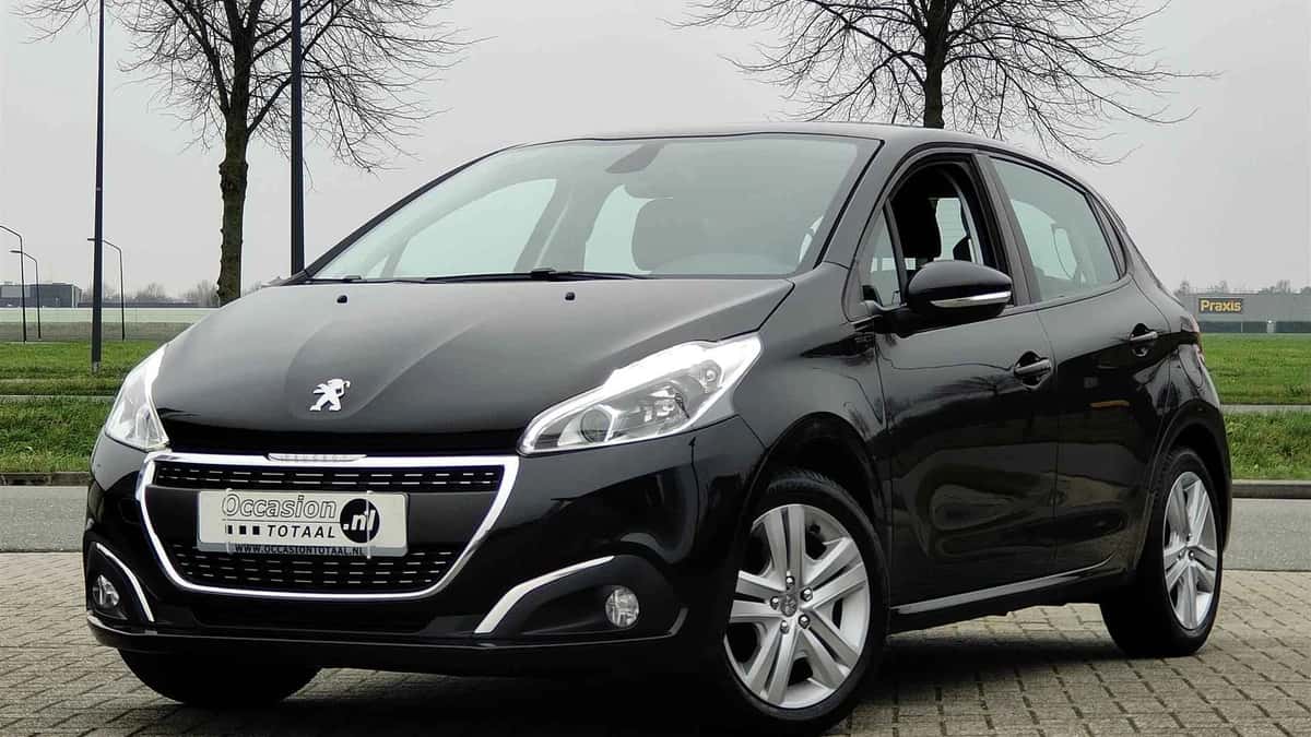 Peugeot 208 (2019) — foto 1