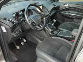 Ford Kuga thumbnail 11