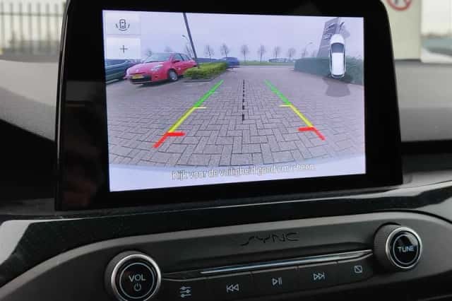 Ford Focus (2019) thumbnail 18