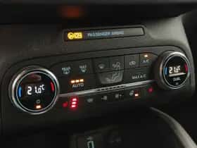 Ford Focus thumbnail 19
