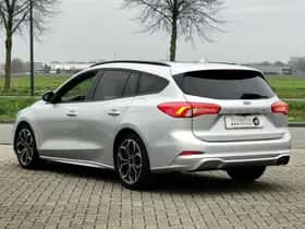 Ford Focus thumbnail 4