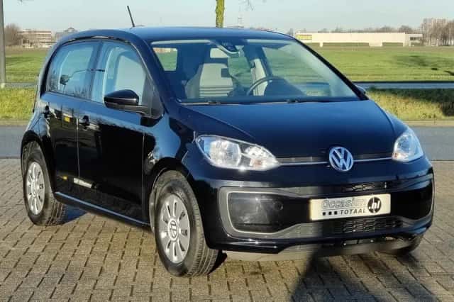 Volkswagen Up! (2019) thumbnail 3