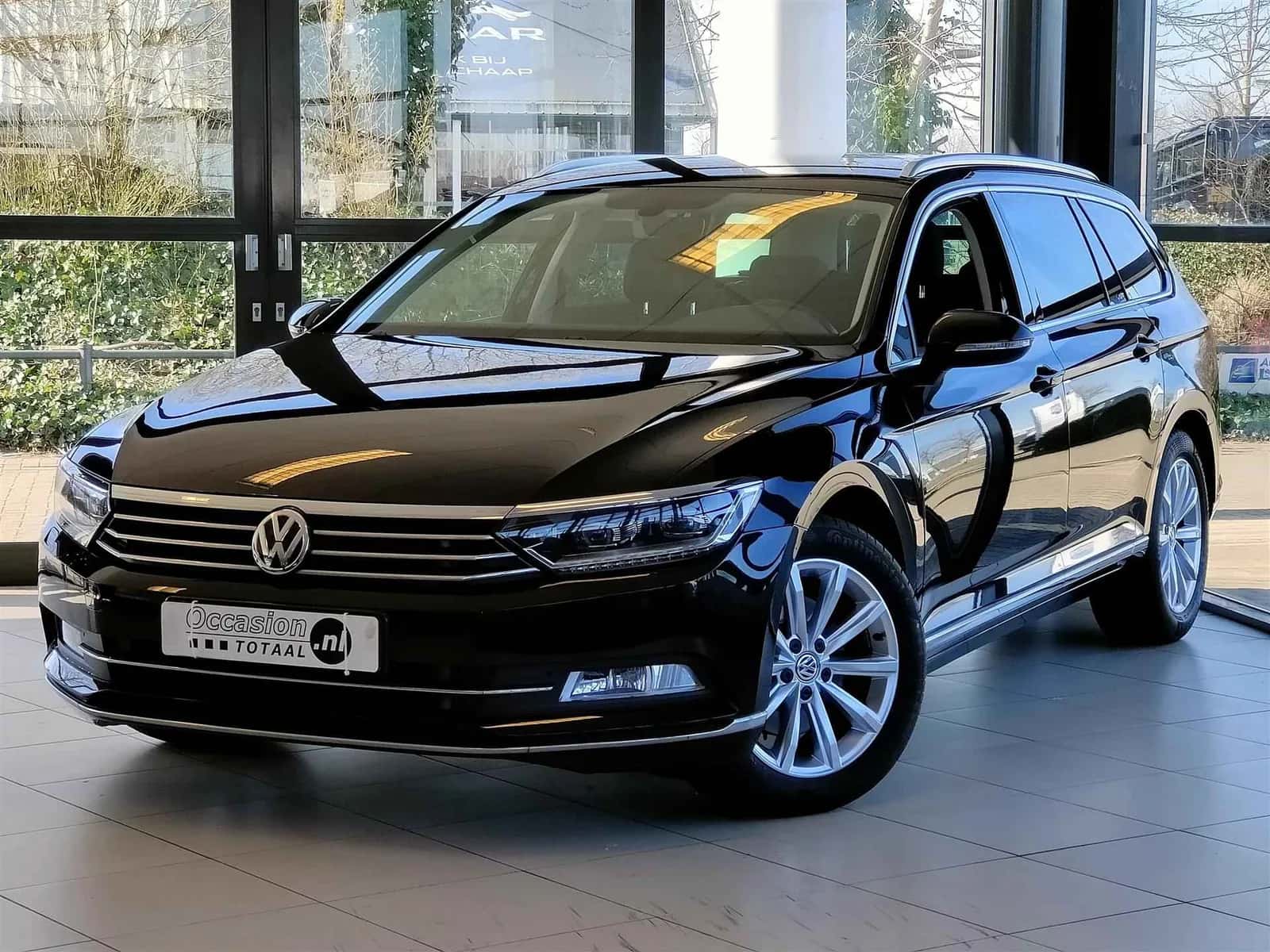 Volkswagen Passat (2015) — foto 1
