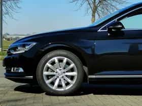 Volkswagen Passat (2015) thumbnail 15