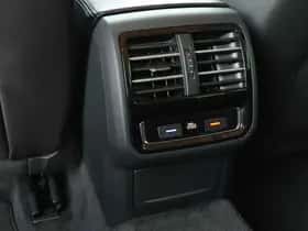 Volkswagen Passat (2015) thumbnail 26