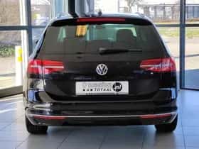 Volkswagen Passat (2015) thumbnail 5