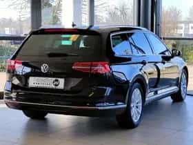 Volkswagen Passat (2015) thumbnail 6