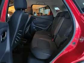 Renault Captur (2016) thumbnail 11