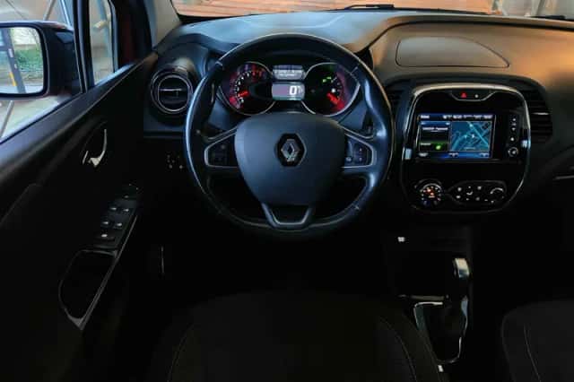 Renault Captur (2016) thumbnail 15