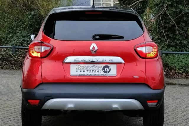 Renault Captur (2016) thumbnail 5