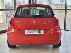Suzuki Swift thumbnail 5