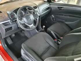 Suzuki Swift thumbnail 8