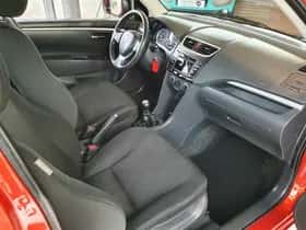 Suzuki Swift thumbnail 10