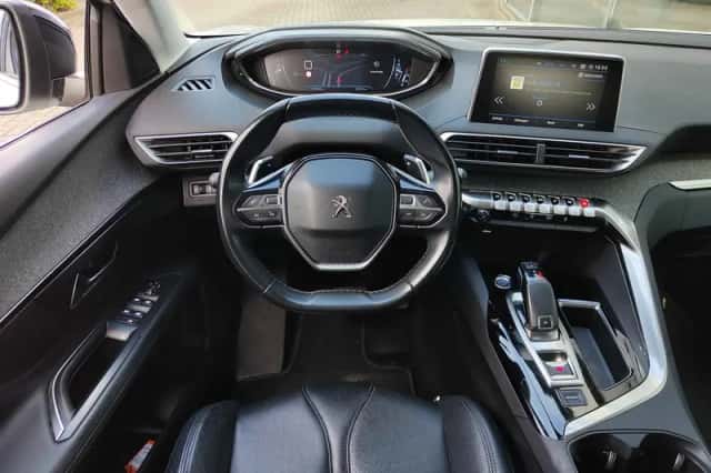 Peugeot 3008 (2019) thumbnail 14