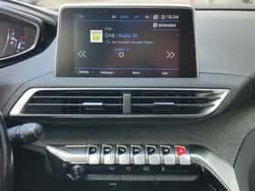 Peugeot 3008 (2019) thumbnail 16