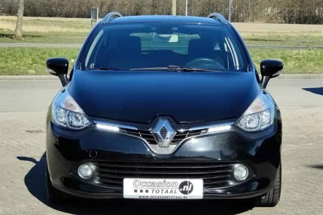 Renault Clio (2015) thumbnail 2