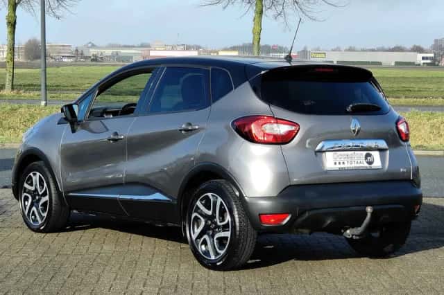 Renault Captur (2013) thumbnail 4