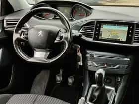 Peugeot 308 (2015) thumbnail 13