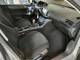 Peugeot 308 (2015) thumbnail 18