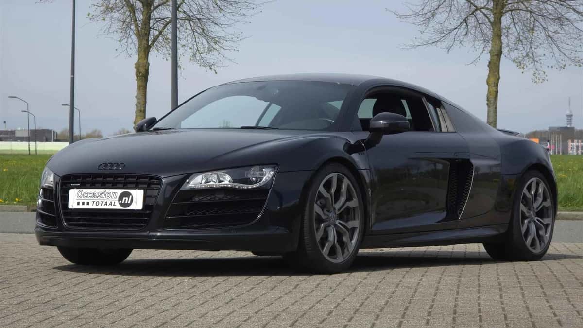 Audi R8 — foto 1