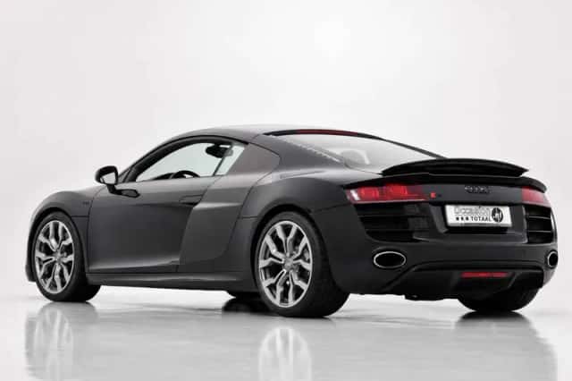 Audi R8 (2011) thumbnail 4