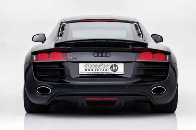 Audi R8 (2011) thumbnail 5