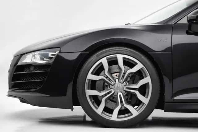 Audi R8 (2011) thumbnail 8