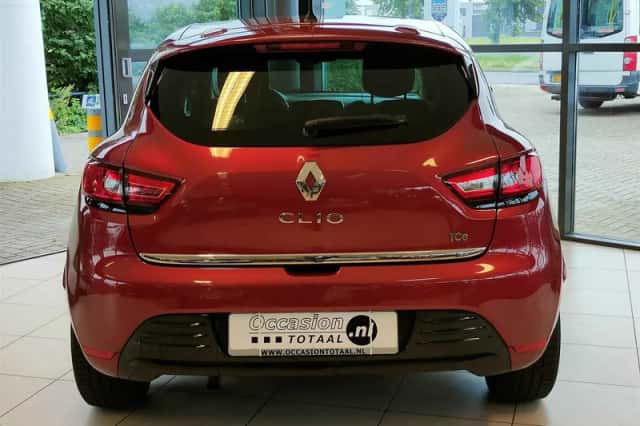 Renault Clio (2016) thumbnail 5