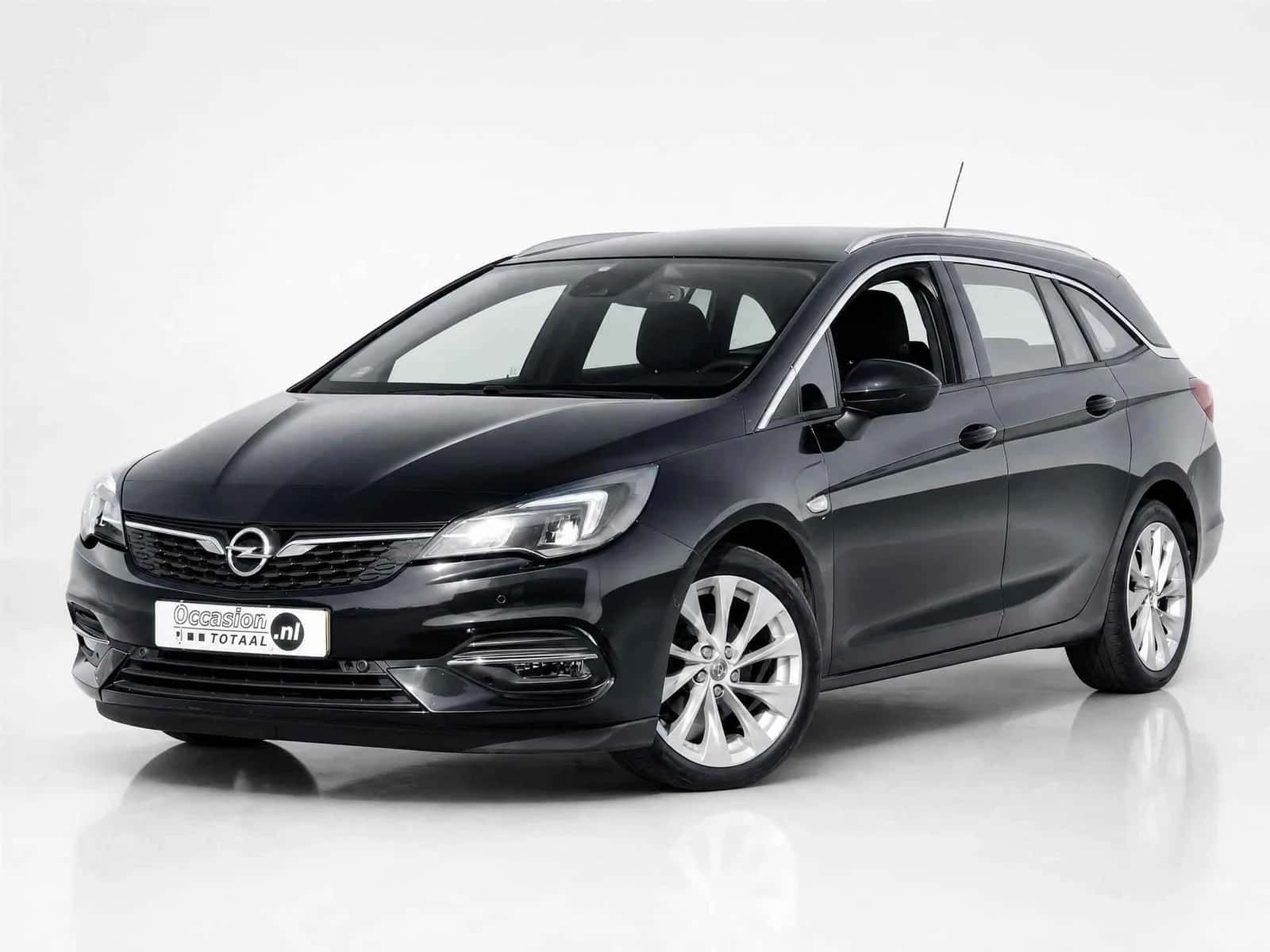 Opel Astra (2020) — foto 1