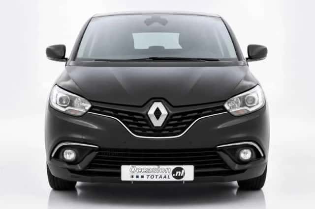 Renault Scénic (2018) thumbnail 2