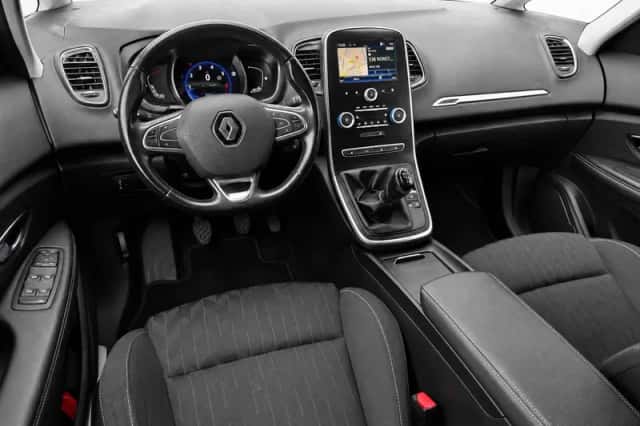 Renault Scénic (2018) thumbnail 13