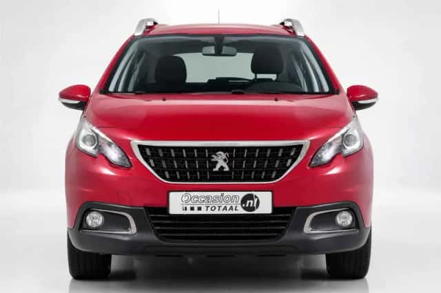Peugeot 2008 (2017) thumbnail 2