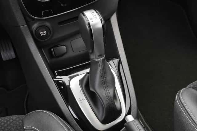 Renault Clio (2017) thumbnail 19