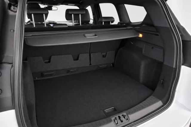 Ford Kuga (2017) thumbnail 21