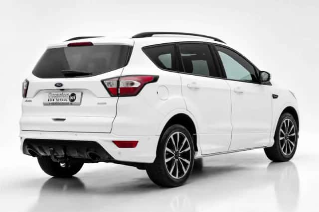 Ford Kuga (2017) thumbnail 6