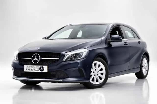 Mercedes-Benz A-Klasse (2017) thumbnail 1