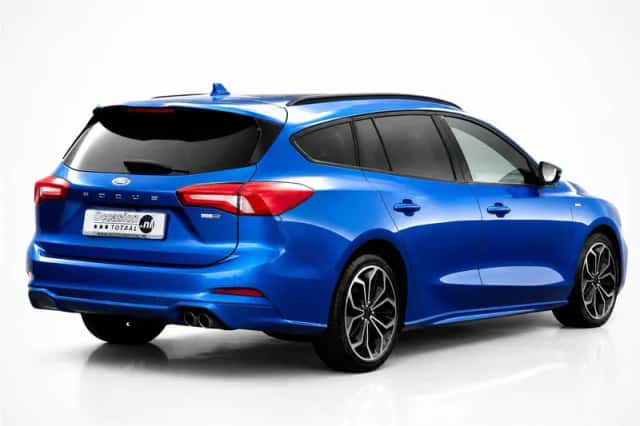 Ford Focus (2021) thumbnail 6