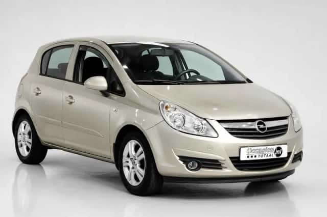 Opel Corsa (2007) thumbnail 3