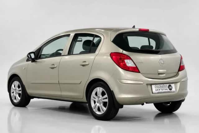Opel Corsa (2007) thumbnail 4