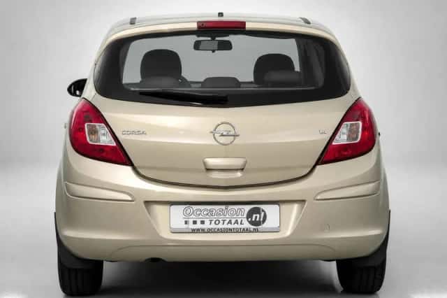 Opel Corsa (2007) thumbnail 5