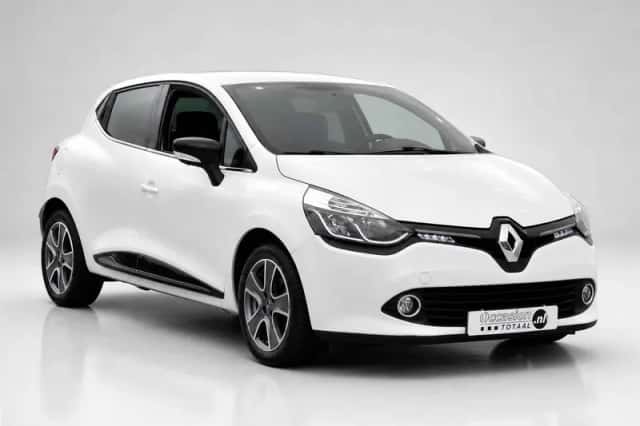Renault Clio (2015) thumbnail 3