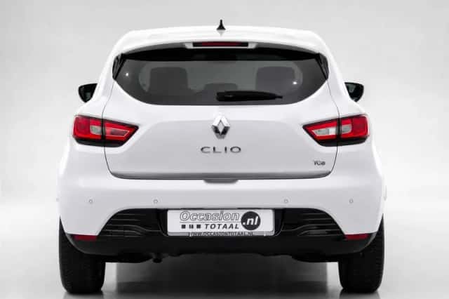 Renault Clio (2015) thumbnail 5