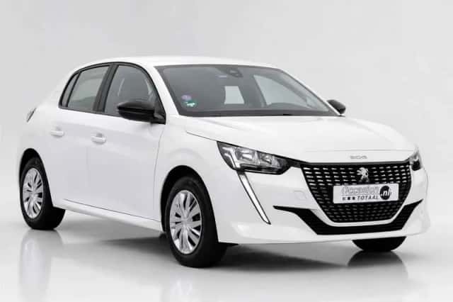 Peugeot 208 (2022) thumbnail 3